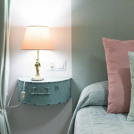 Lovely & Quiet Center Apartment